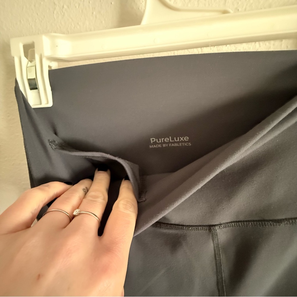 ▪️ Fabletics • BUNDLE of PowerHold Leggings in White & Black, 1 PureLuxe in Gray - Picture 9 of 15